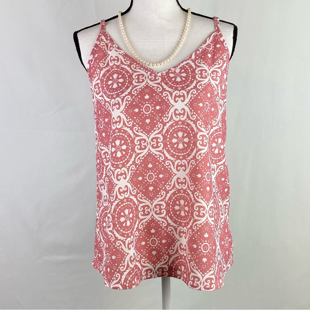 TECREW BOHO BANDANA PRINT V SHAPE NECKLINE SPAGHETTI STRAP TOP SIZE SMALL NWT
